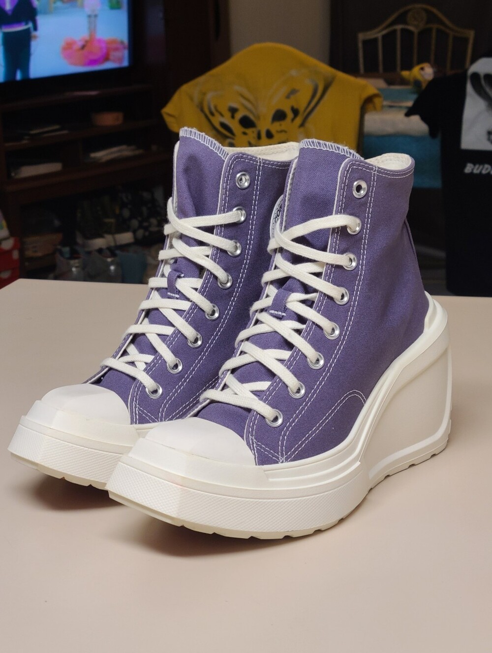 Converse Chuck 70 De Luxe Lavender Ash casual wedge sneakers size 8